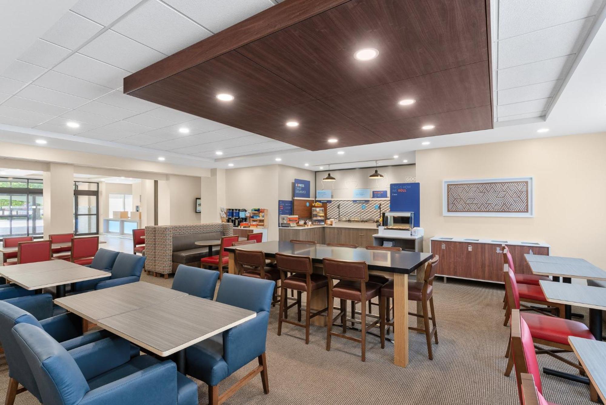 Holiday Inn Express Hotel & Suites Coralville By Ihg Luaran gambar