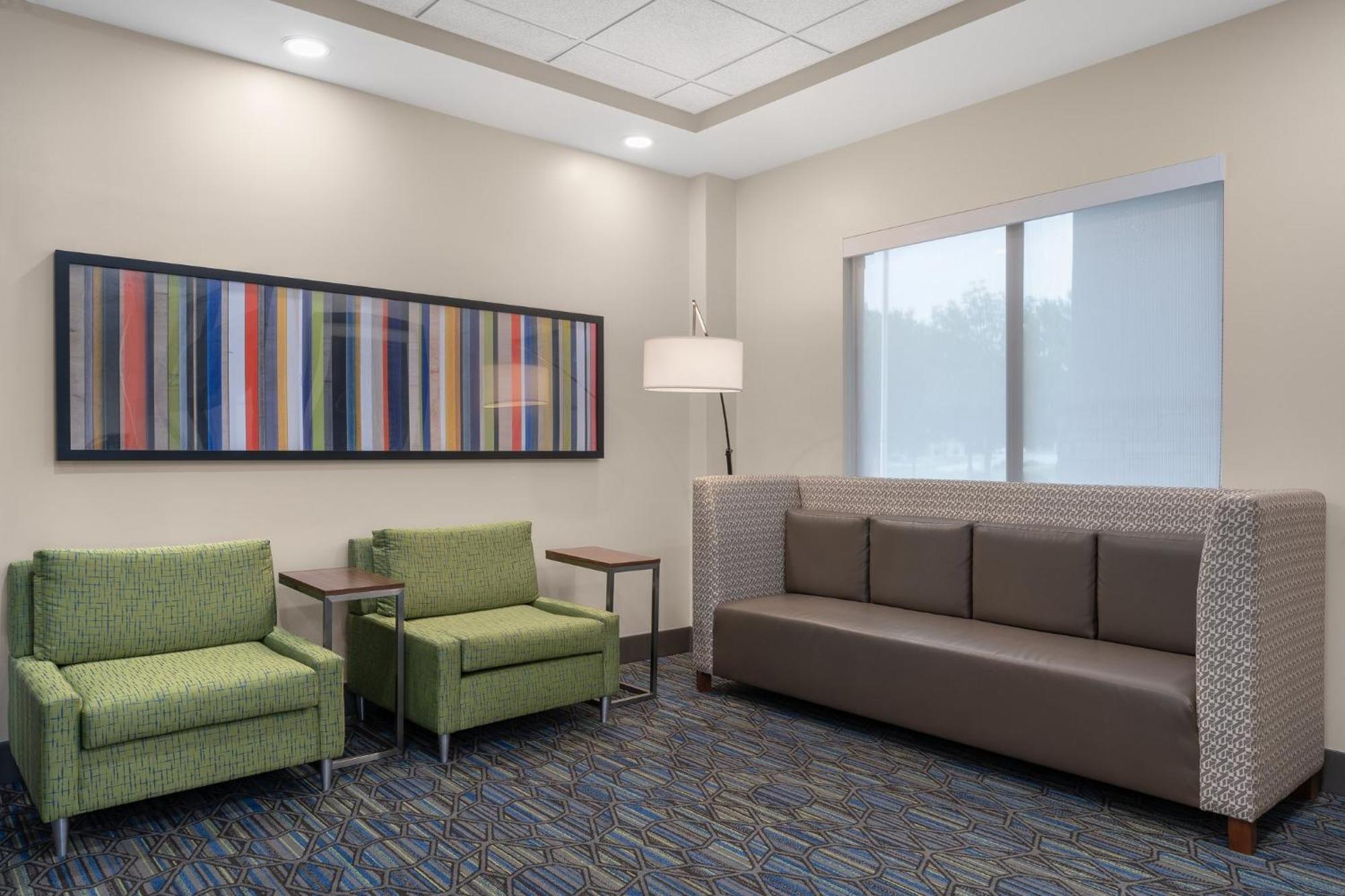 Holiday Inn Express Hotel & Suites Coralville By Ihg Luaran gambar