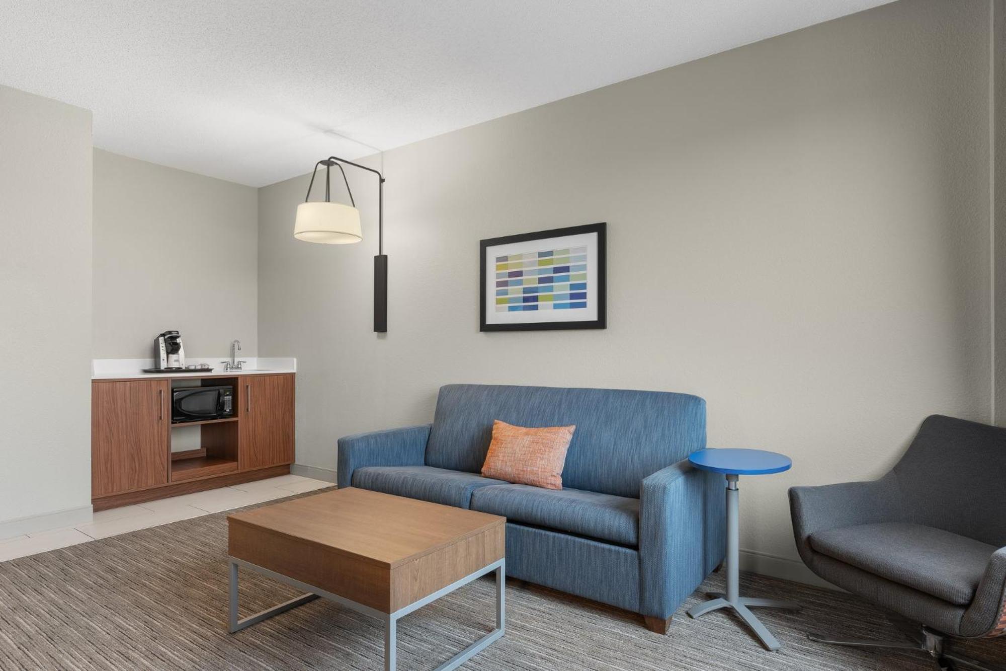 Holiday Inn Express Hotel & Suites Coralville By Ihg Luaran gambar