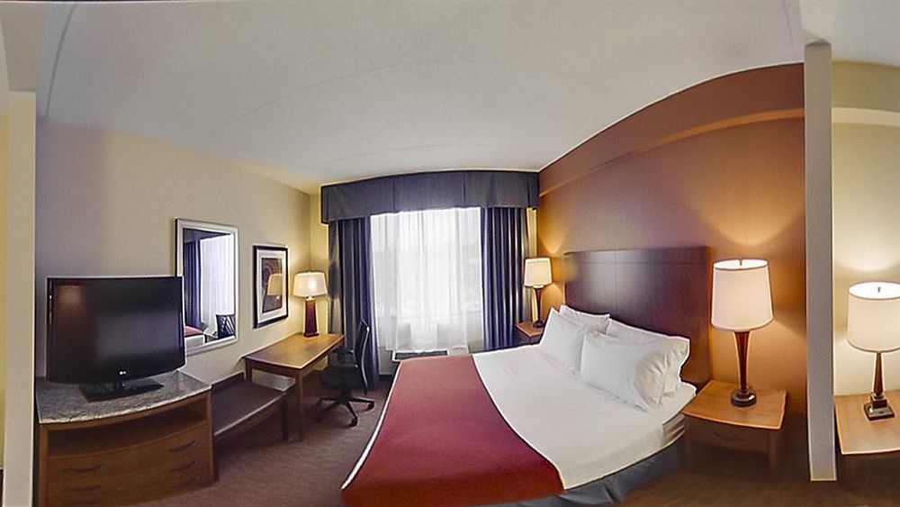 Holiday Inn Express Hotel & Suites Coralville By Ihg Luaran gambar