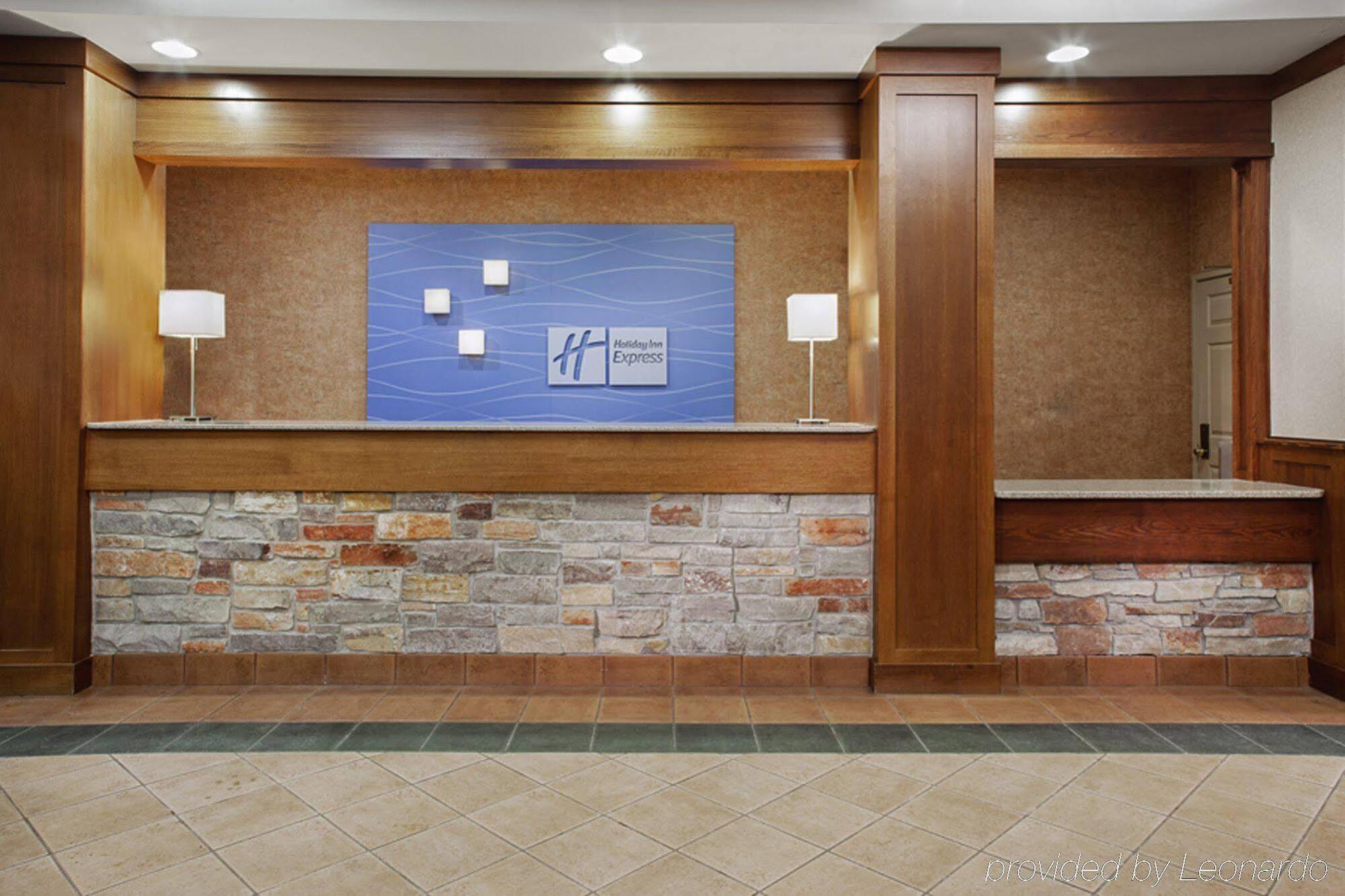 Holiday Inn Express Hotel & Suites Coralville By Ihg Luaran gambar